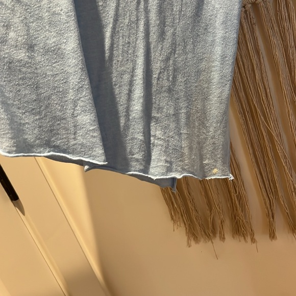 WILDFOX ~ M~ Blue 'Sea Baby' Graphic Long Sleeve - Picture 14 of 17